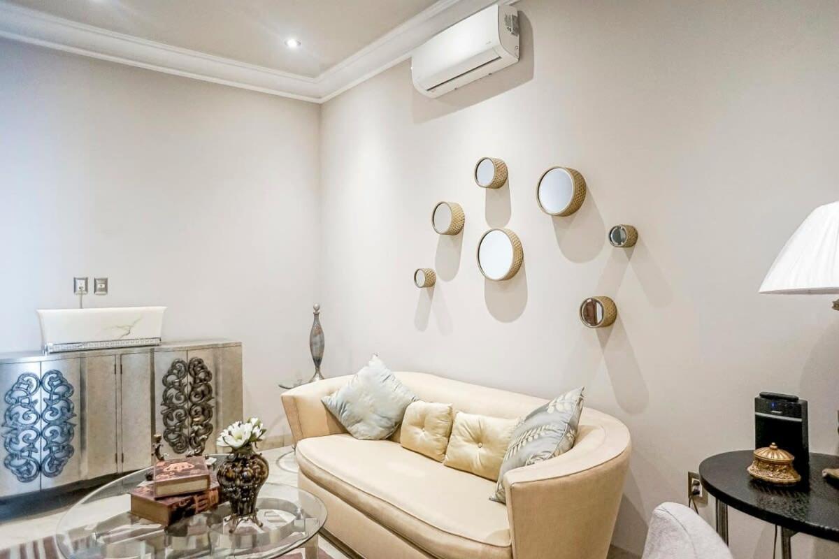 Lujoso Departamento En Leon Apartment Ngoại thất bức ảnh