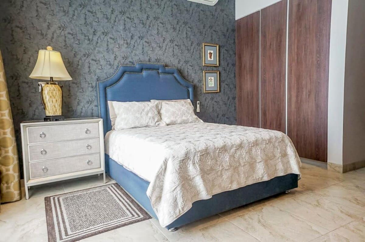 Lujoso Departamento En Leon Apartment Ngoại thất bức ảnh